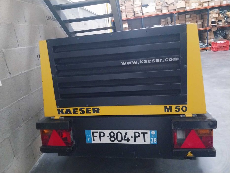 Compressor Térmico KAESER MOBILAIR M50 de 7 bar  com 311 horas