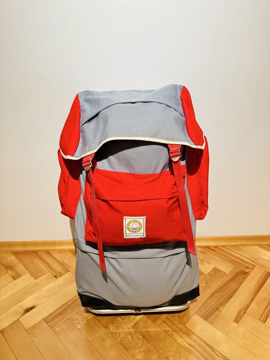 Plecak trekingowy ze stalarzem vintage retro turystyczny jak nowy