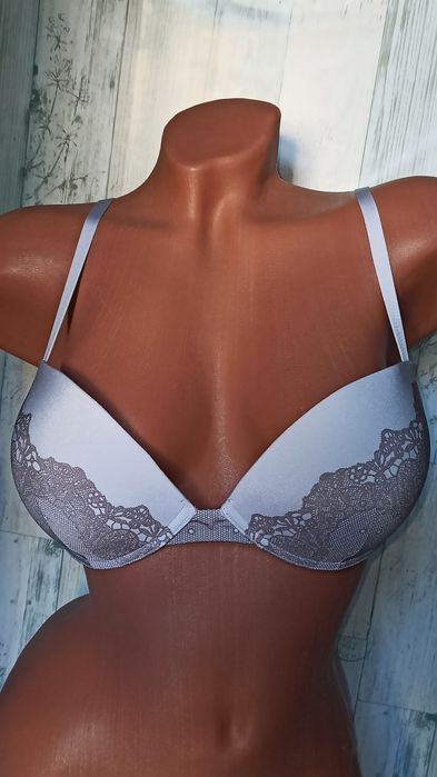 Шикарный элегантный  бюстгальтер на любой случай sloggi 34с/75с