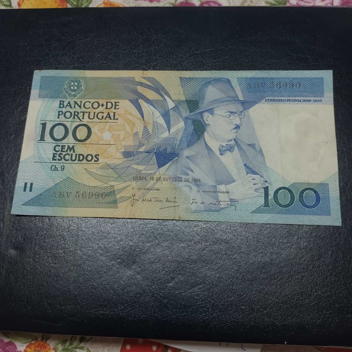 nota de 100 escudos República  de Portugal