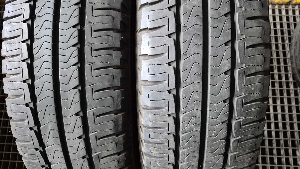 MICHELIN AGILIS Camping 225/75R16C  7,5mm.