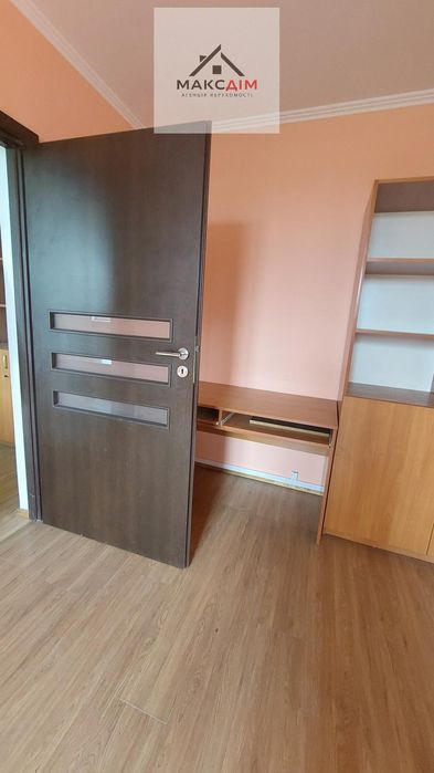 Здається 2к квартира