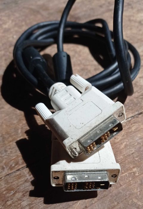 DVI Cable, Like New439258319003340801