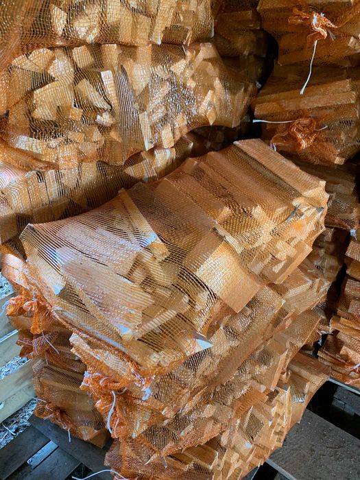 Drewno do kominka, drewno opałowe, rozpałka duże worki 50l