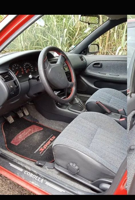 Toyota Corolla 83 mil km