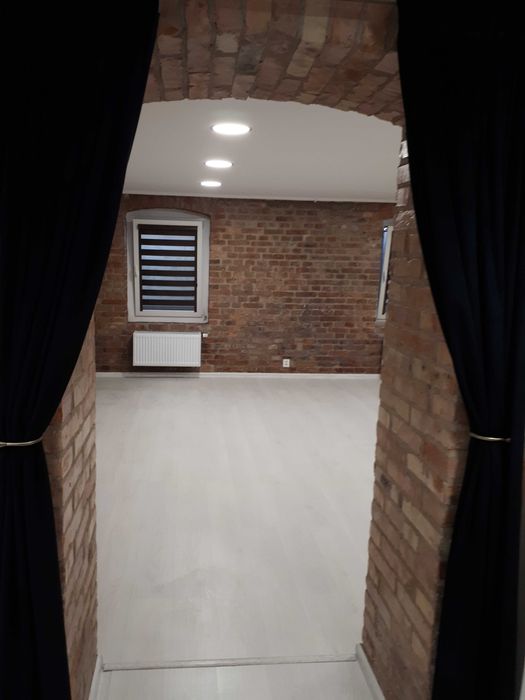 Lokal/Biuro w stylu LOFT + magazyn 20 m2 + parkingi
