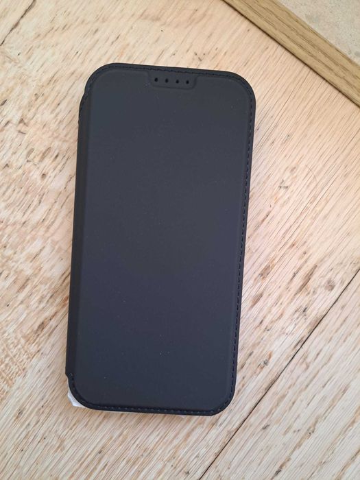 Capa Livro Iphone 17 Pro- Nunca Usada e ainda na caixa