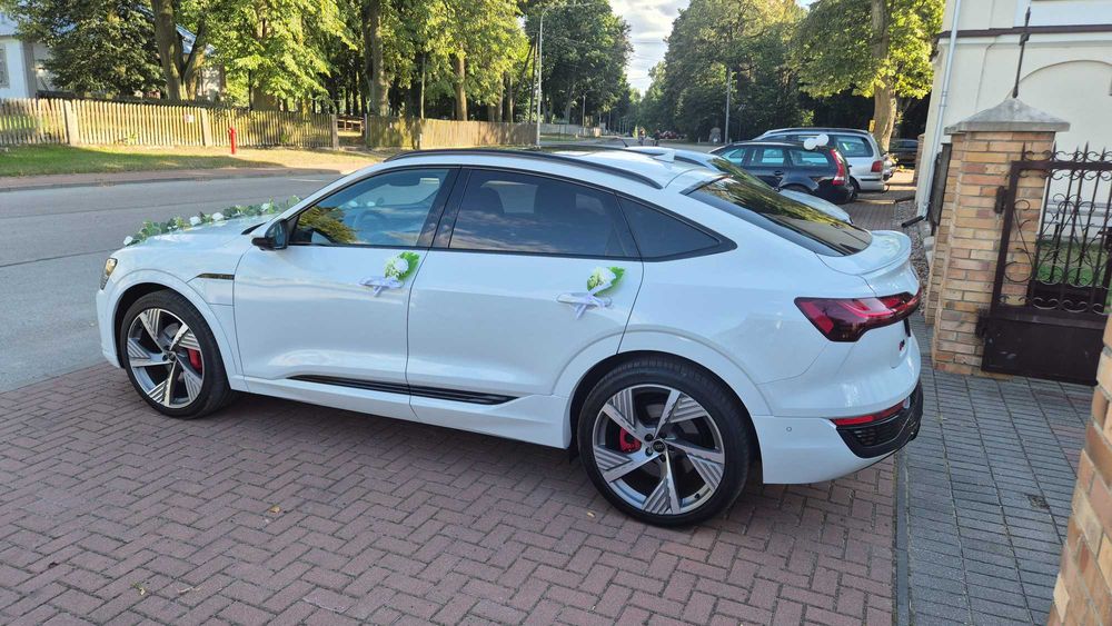 Auto do ślubu Audi Q8 Etron zdalne sterowanie