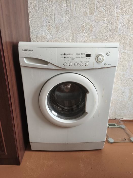 Пральна машина SAMSUNG WF-S1061