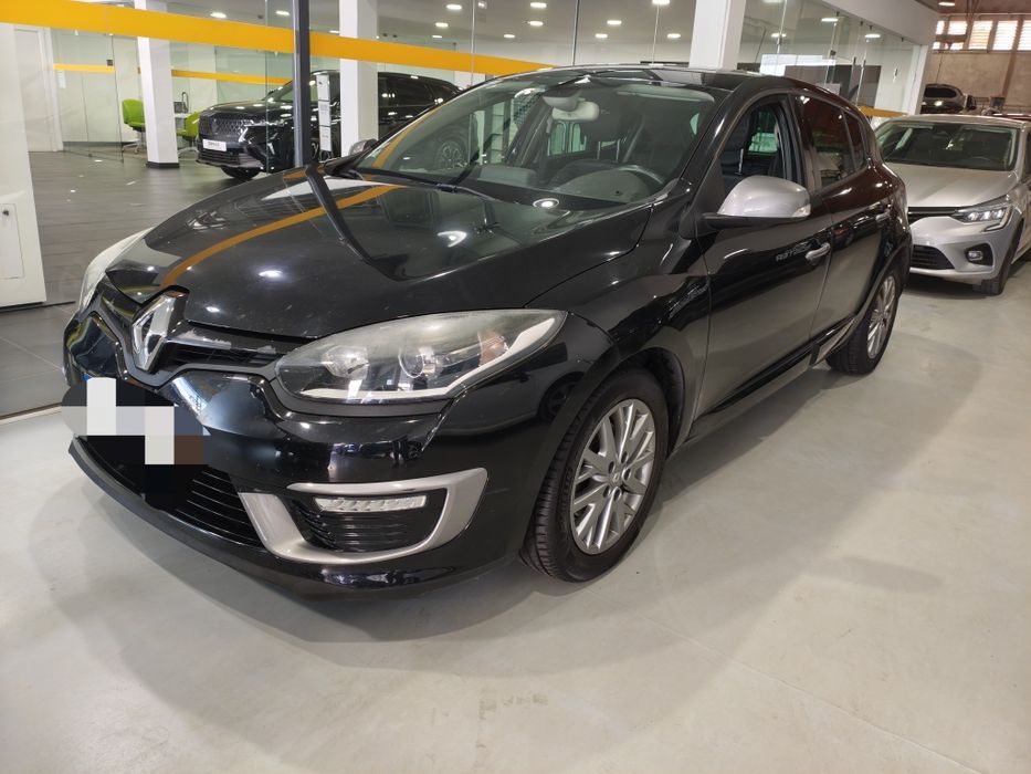 Renault Mégane 1.5 dCi 2015 – 140 mil km – Revisões na marca
