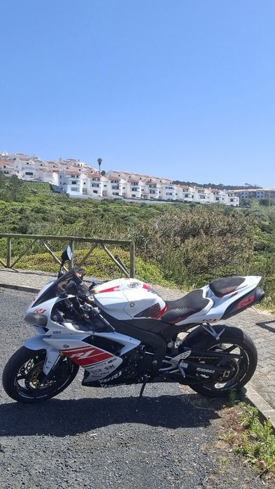 Yamaha yzf R1 2008 impecável