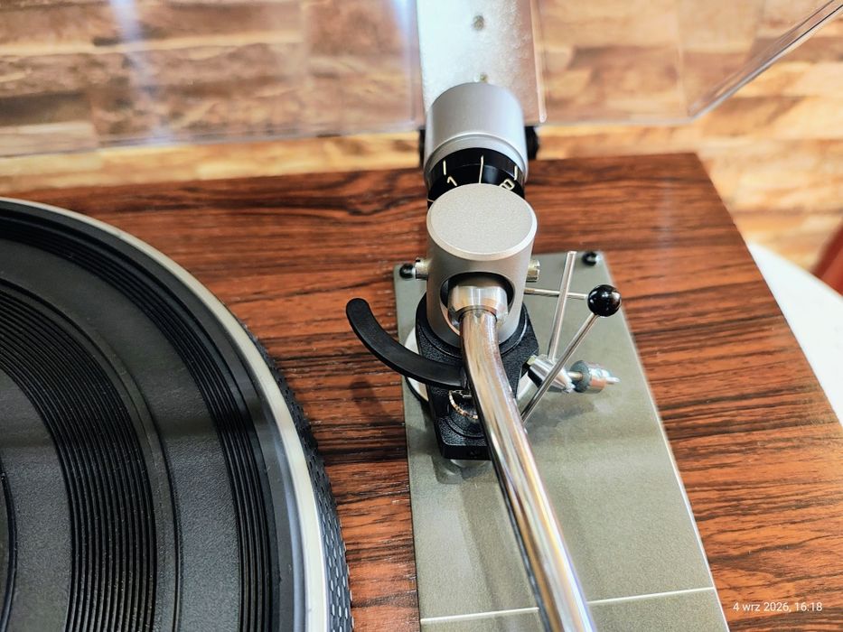 Gramofon Lo D  Hitachi PS -44