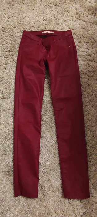 Spodnie Stradivarius
