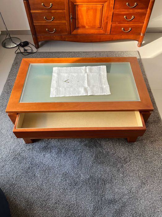 Móveis para sala de jantar em Cerejeira