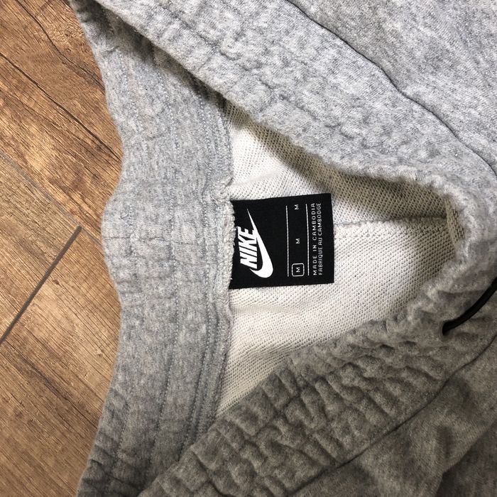 Спортивні штани nike swoosh