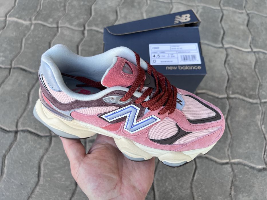 Кросівки жіночі New Balance 9060 Cherry Blossom Pack Mineral Red