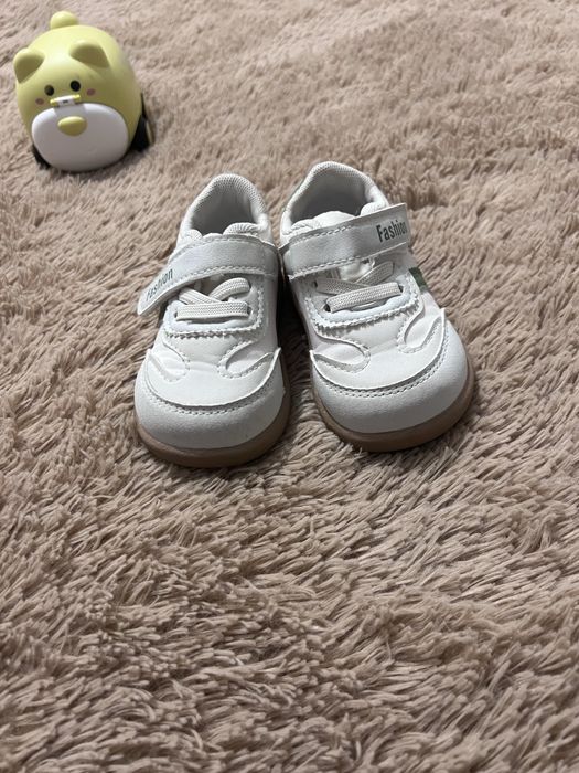 Кросівки, кеди, туфельки на хлопчика