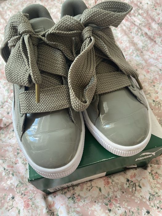 Adidasy Puma lakierowane kokarda rozmiar 38