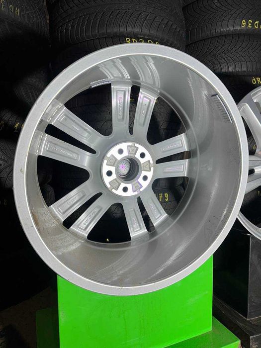 Диски комплект 5x112 R20 8J ET28 Audi OEM Q7 4M0601025G