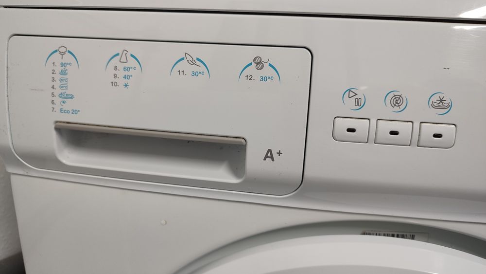 Máquina de lavar Roupa