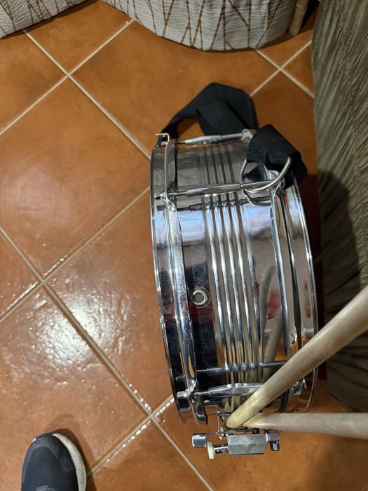Vendo tarola 14” pouco uso