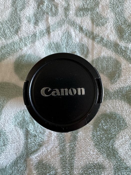 Objectiva Canon EF-S 18-55mm