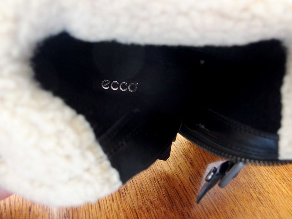 Продам новые кожаные полусапожки, сапоги-ботильоны «Еcco» 40 размер