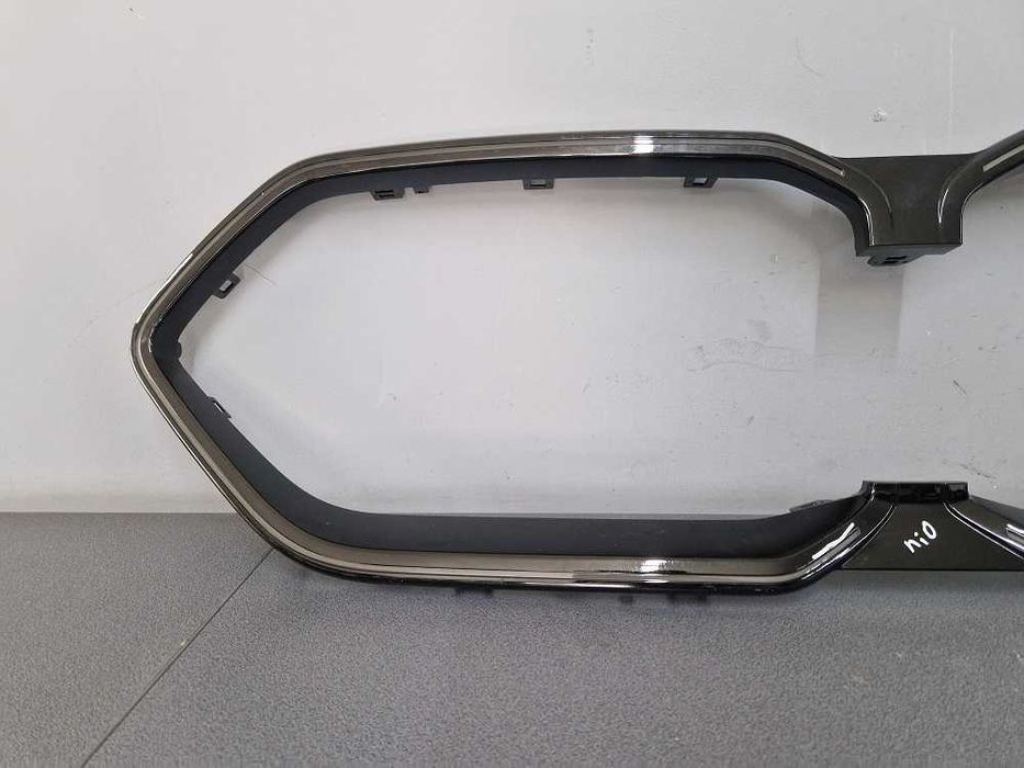 BMW X2 Grill Atrapa Zderzaka Nakładka