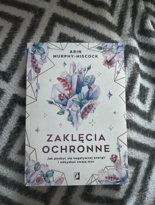 Ksiazka zaklecia ochronne