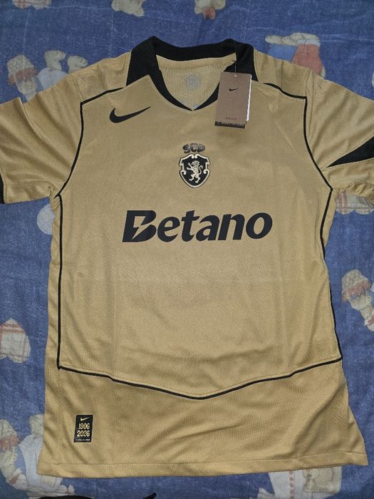 Camisola 120 anos Sporting Dourada Época 26/27