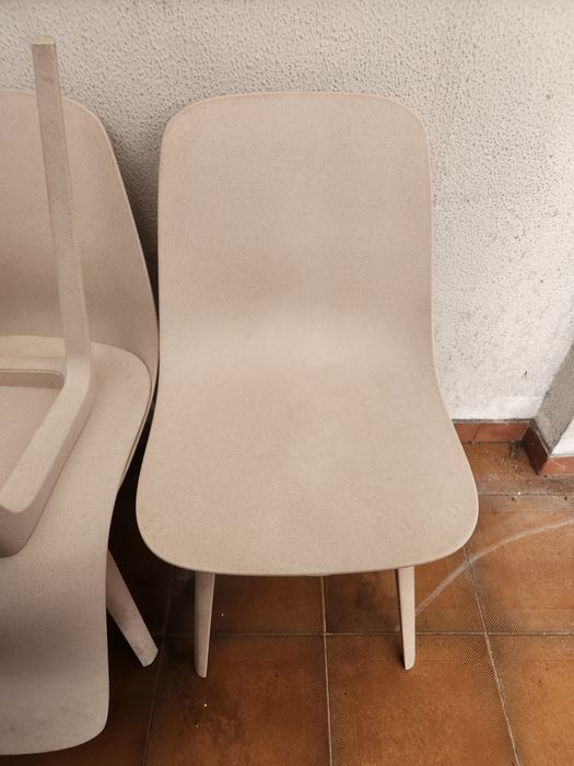 Cadeira Plastico Beje (tenho várias)