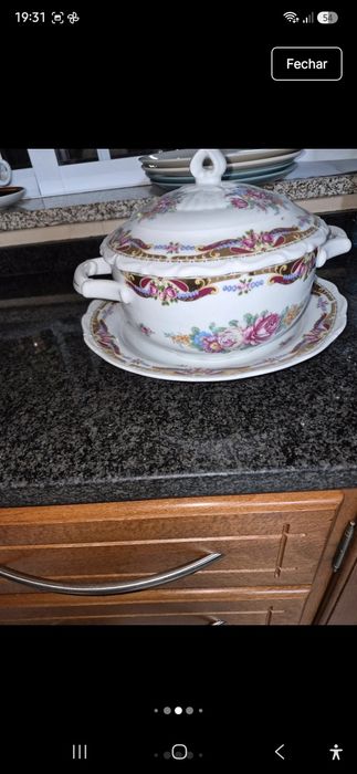 Sopeira peças porcelana