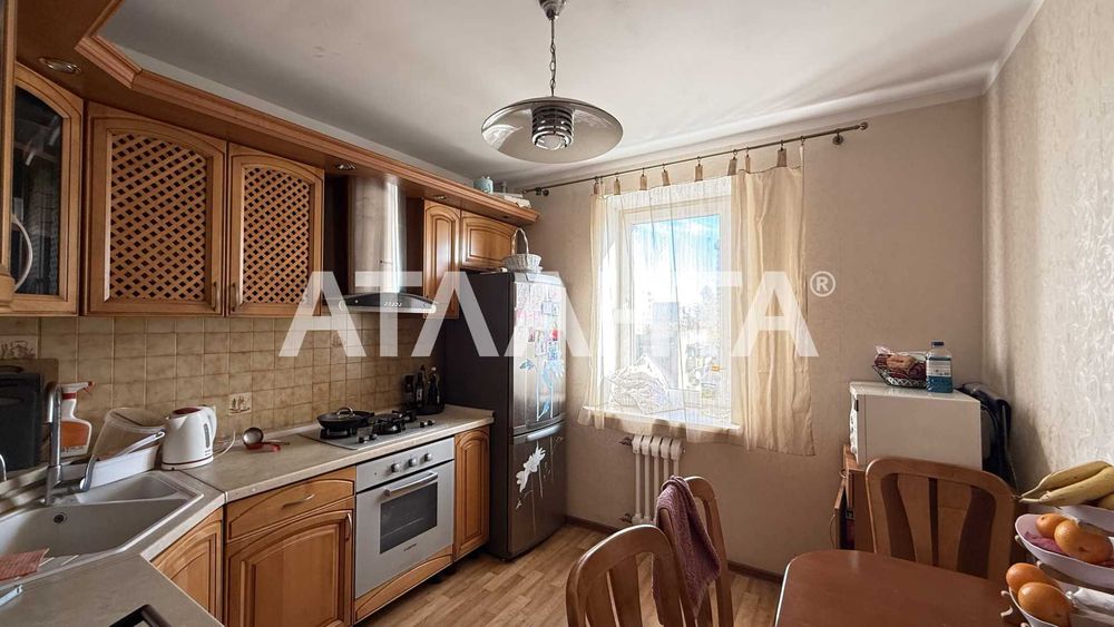 Трикімнатна квартира, Щорса, Приват Банк, Газ, Цегляний будинок