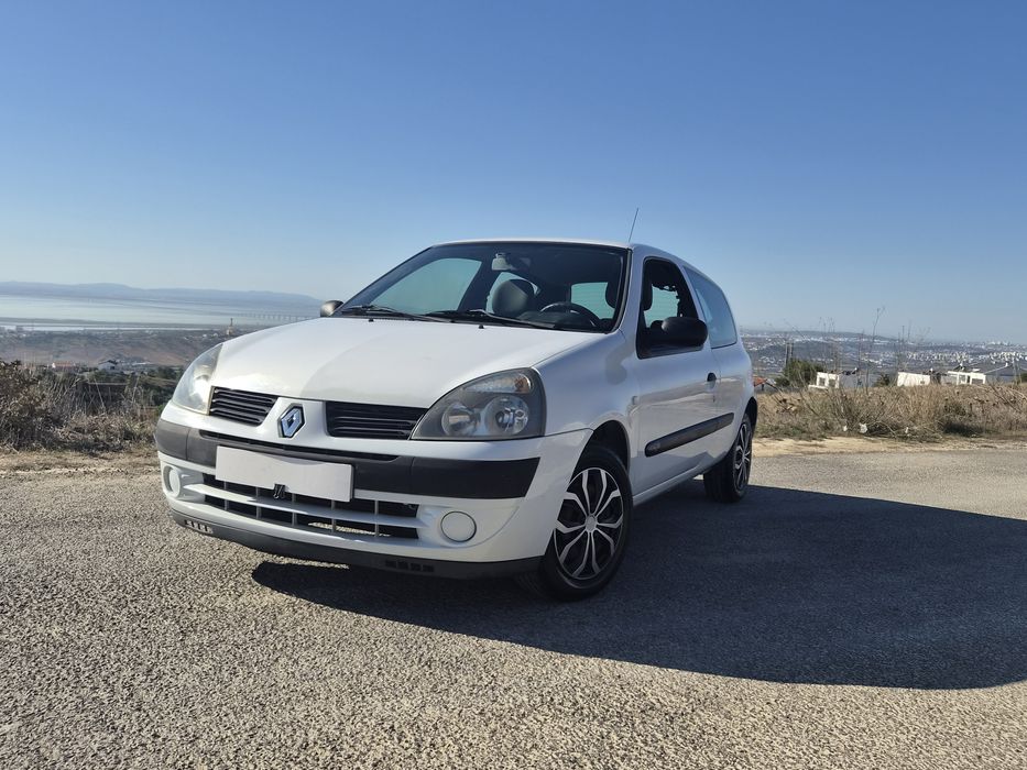 Renault clio 1.2 gasolina 2004