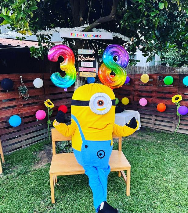 Super mascotes crianças