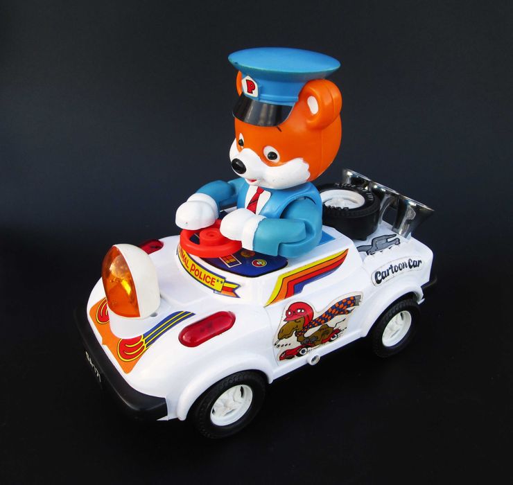 Antigo Brinquedo a Pilhas CARTOON CAR feito por SON AI TOYS Taiwan