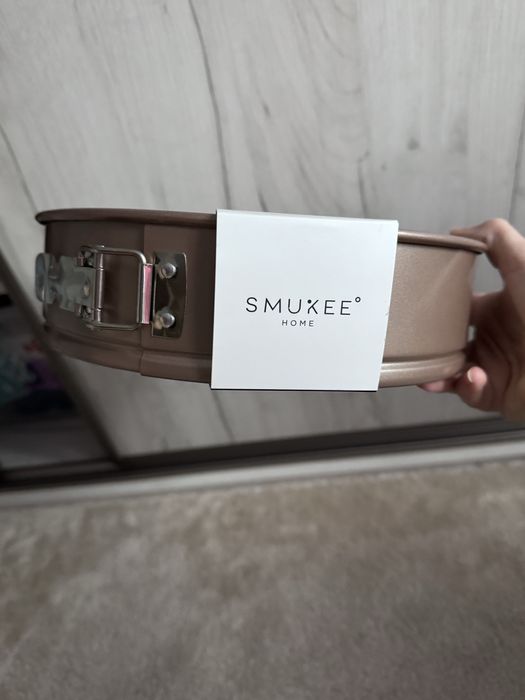 Forma do pieczenia  26 cm / smukee / okrągła