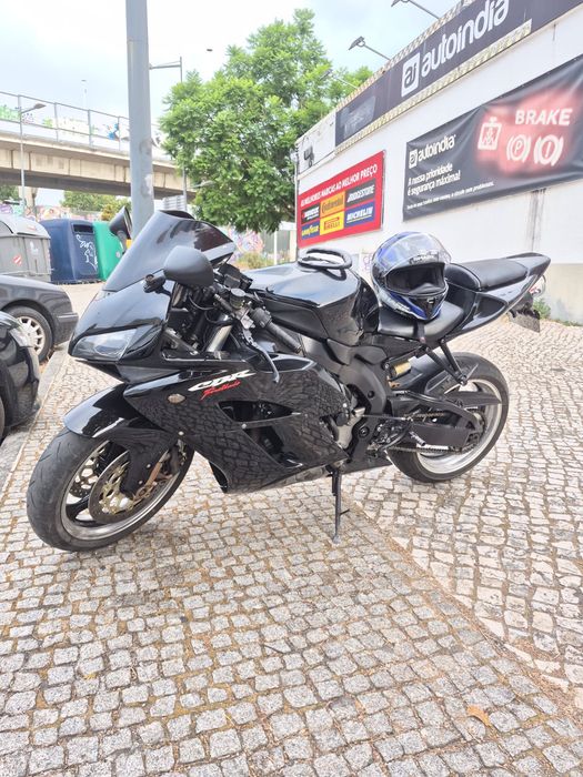 Vendo CBR 1000RR