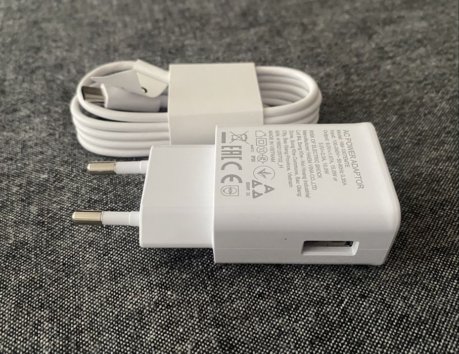 Ładowarka  + kabel USB C