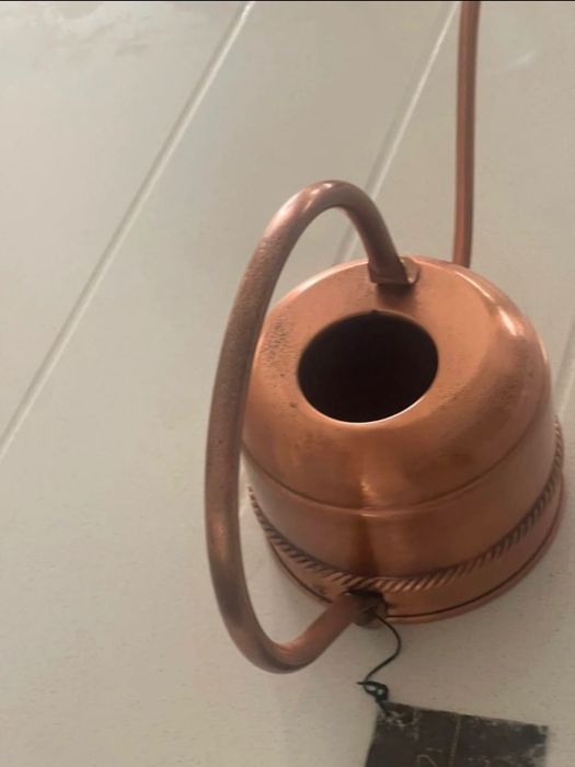 Regador de cobre antigo