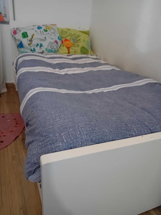 Cama Individual com estrado