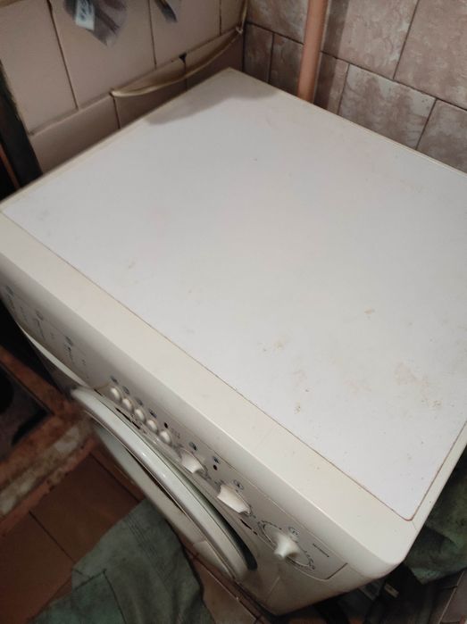 Пральна машина  Indesit W105TX