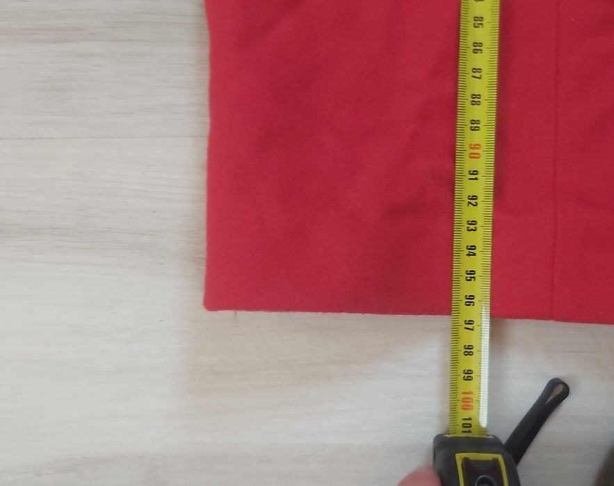 Płaszczyk damski czerwony