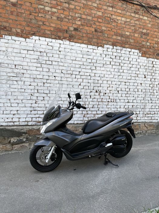 Скутер-мопед Honda PCX-150
