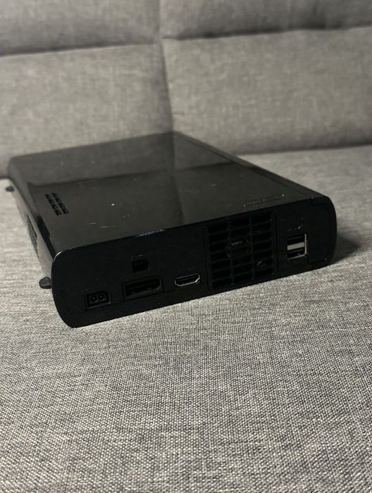 Приставка консоль Nintendo WII U 32Gb в доброму стані, без зарядки