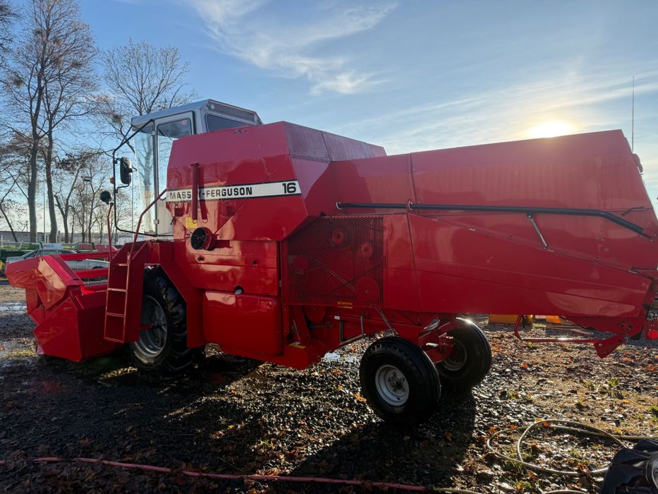 Комбайн зернозбиральний Massey Ferguson 16