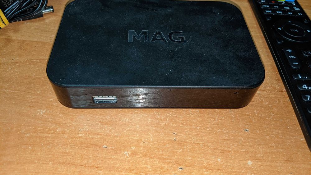 Приставка MAG 322 IPTV SET TOP BOX 1080p