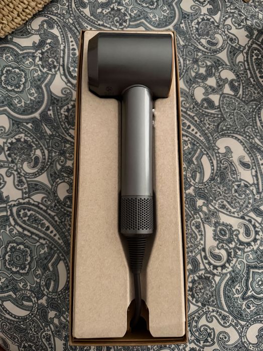 Secador Dyson supersonic