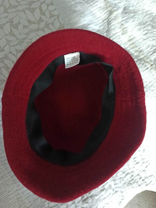 Kapelusz damski czerwony