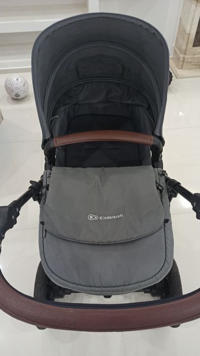 Коляска Kinderkraft 2 в 1